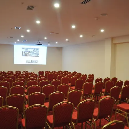 Hotel Grand Itimat 4*