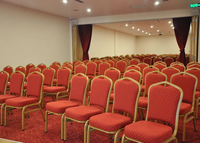 Hotel Grand Itimat 4*