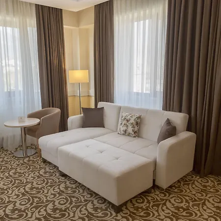 Grand Itimat Hotel 4*