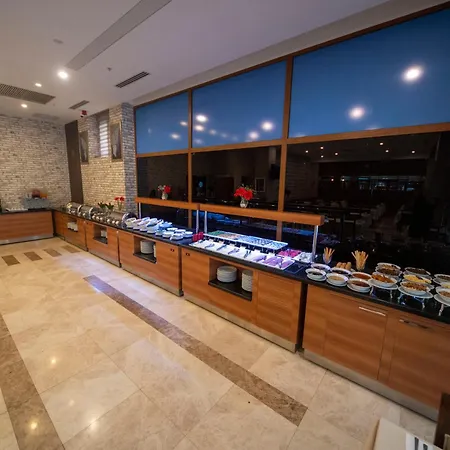 Grand Itimat Hotel