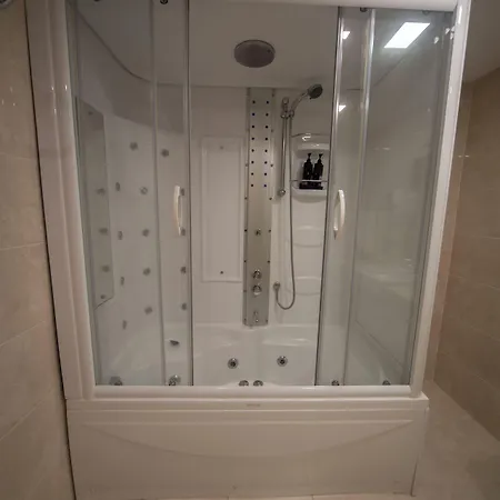 Grand Itimat Hotel 4*