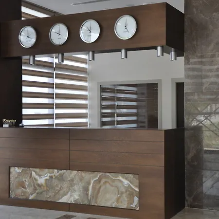 Grand Itimat Hotel 4*