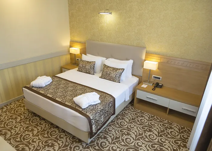 Hotell Grand Itimat 4*