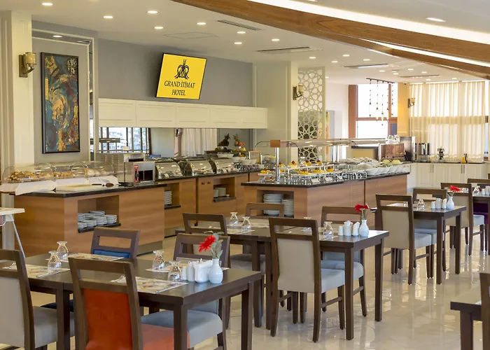 Grand Itimat Hotell 4*