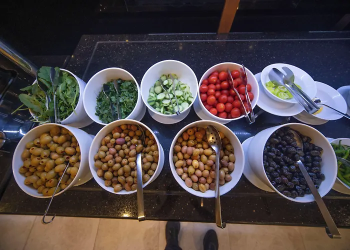 Grand Itimat Hotell 4*